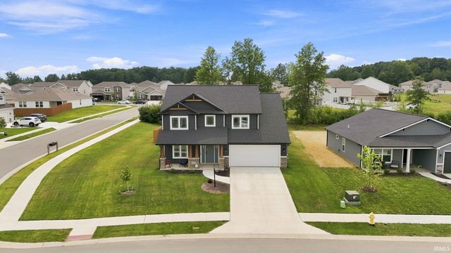 4225 Shadowood Lakes Trail, Fort Wayne, IN 46818