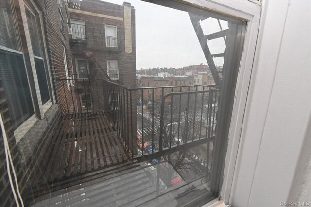 43-10 48TH Avenue 6B, Woodside, NY 11377