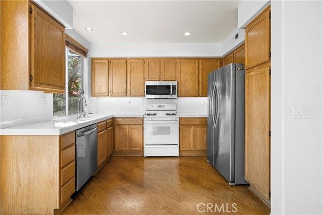 12 La Ronda, Irvine, CA 92606