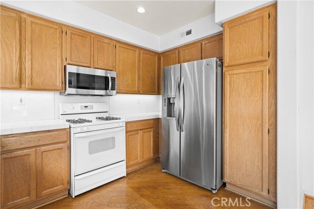 12 La Ronda, Irvine, CA 92606