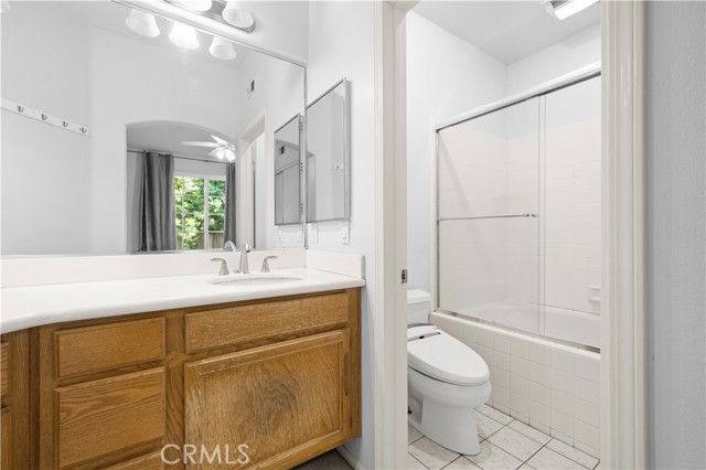 12 La Ronda, Irvine, CA 92606