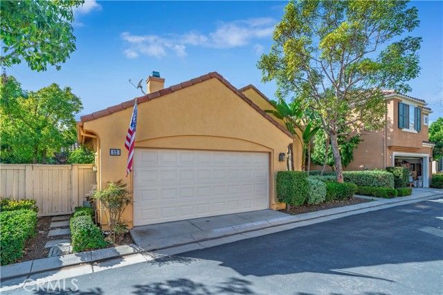 12 La Ronda, Irvine, CA 92606