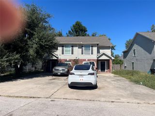 4205 Clover Street B, Houston, TX 77051
