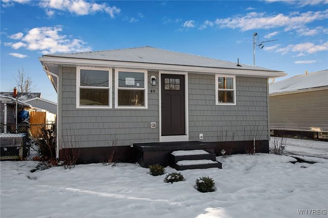 49 Mann Street, Cheektowaga, NY 14206
