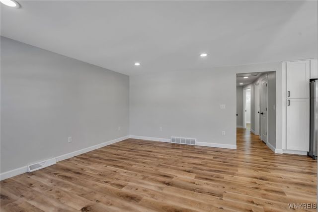 49 Mann Street, Cheektowaga, NY 14206
