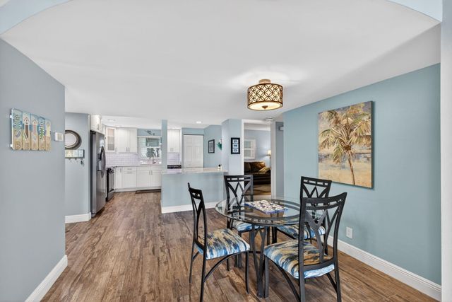 3040 Lake Shore Drive, Riviera Beach, FL 33404