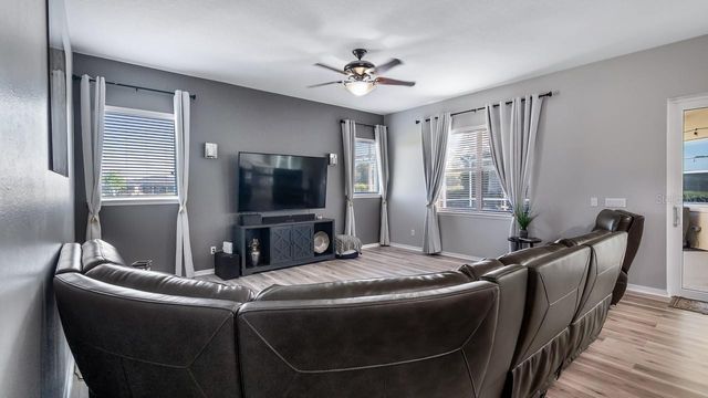 7351 SPRING MOUNTAIN LANE, Yalaha, FL 34797