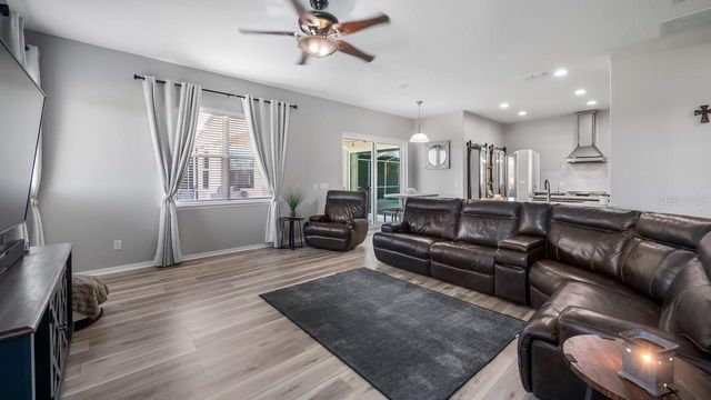 7351 SPRING MOUNTAIN LANE, Yalaha, FL 34797