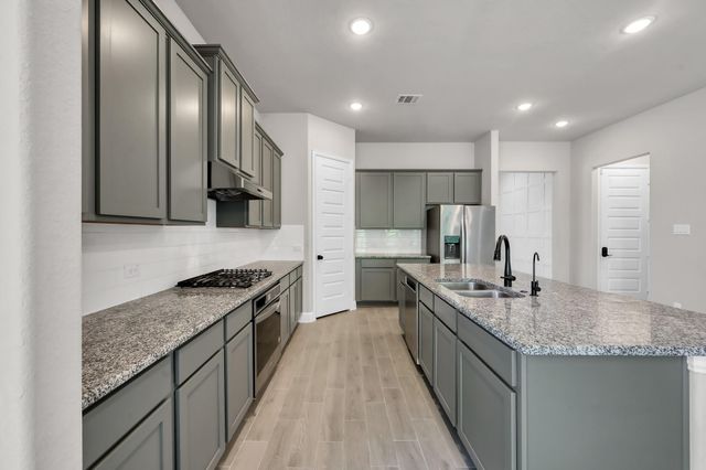 10057 Red Beadtree Place, Conroe, TX 77385