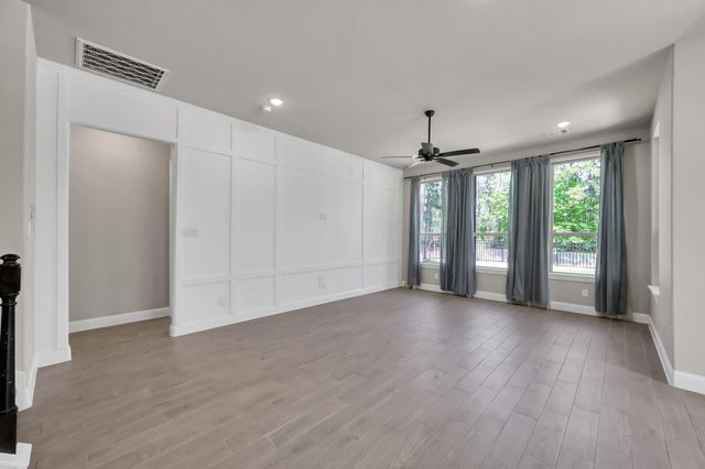 10057 Red Beadtree Place, Conroe, TX 77385