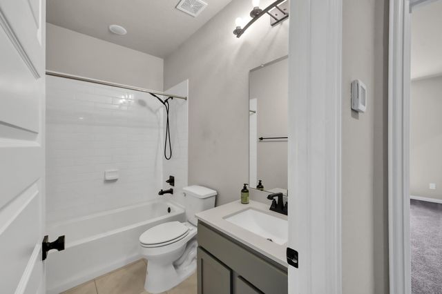 10057 Red Beadtree Place, Conroe, TX 77385