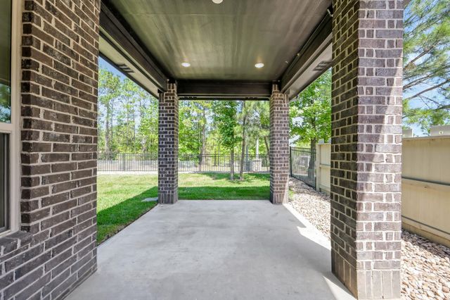 10057 Red Beadtree Place, Conroe, TX 77385