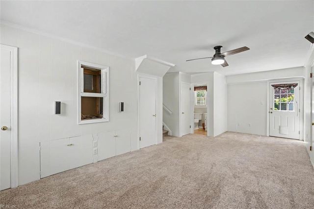 97 Glade RD, Newport News, VA 23606