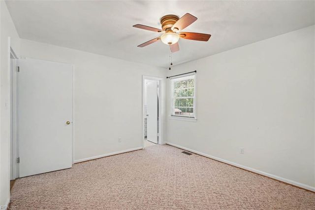 97 Glade RD, Newport News, VA 23606