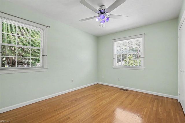 97 Glade RD, Newport News, VA 23606