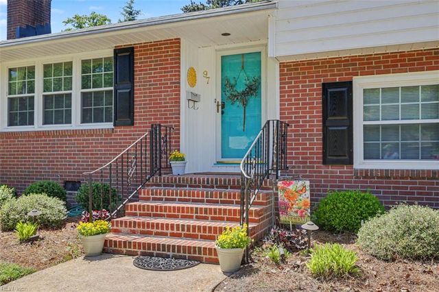 97 Glade RD, Newport News, VA 23606