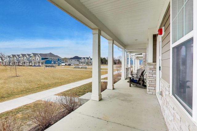 301 Didier Court D, Buffalo Grove, IL 60089