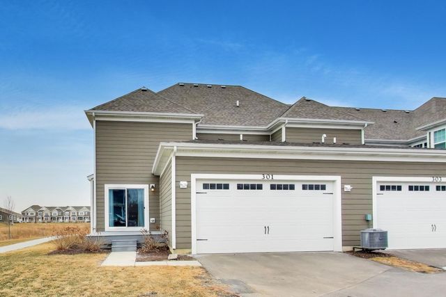 301 Didier Court D, Buffalo Grove, IL 60089