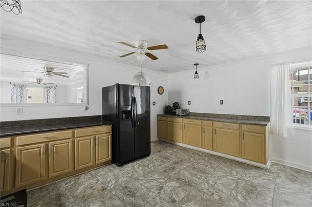 7454 Diven ST, Norfolk, VA 23505