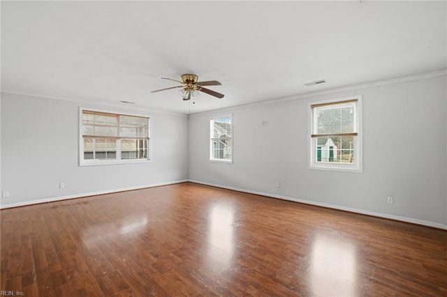 7454 Diven ST, Norfolk, VA 23505