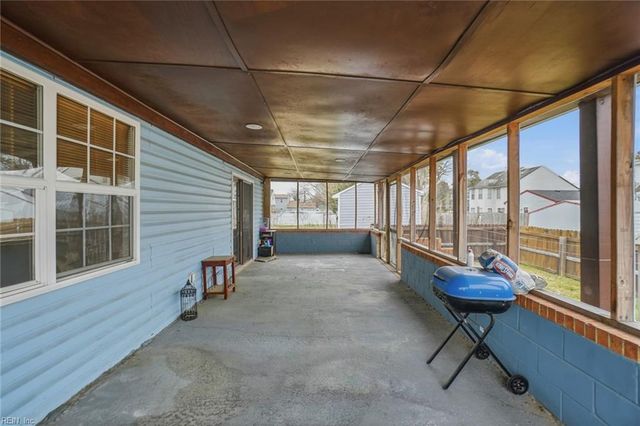 7454 Diven ST, Norfolk, VA 23505