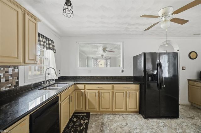 7454 Diven ST, Norfolk, VA 23505