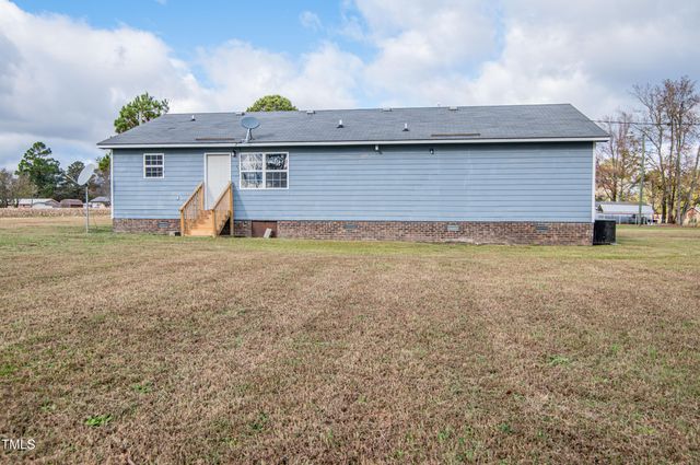 5046 Mrs Mag Road, Conway, NC 27820