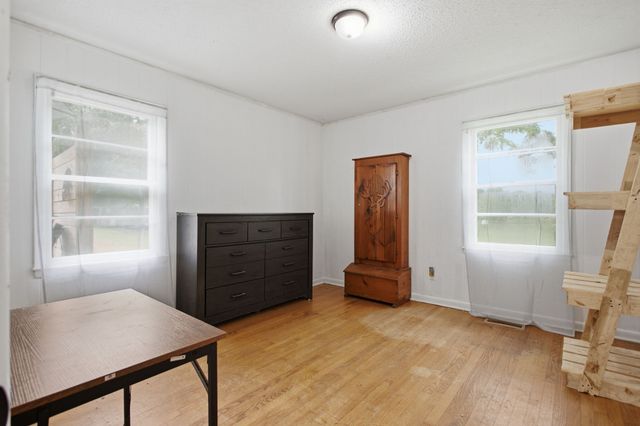 2040 Glencoe Rd, Culleoka, TN 38451