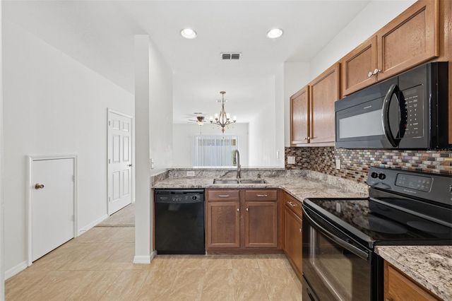 8545 TRAIL WIND DRIVE, Tampa, FL 33647