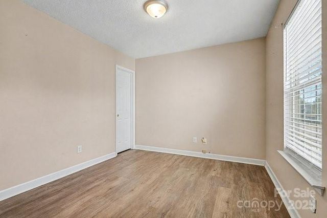 704 Pawley Drive, Charlotte, NC 28214