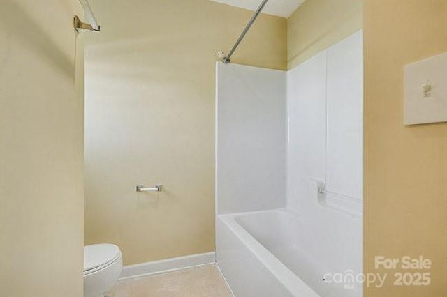 704 Pawley Drive, Charlotte, NC 28214