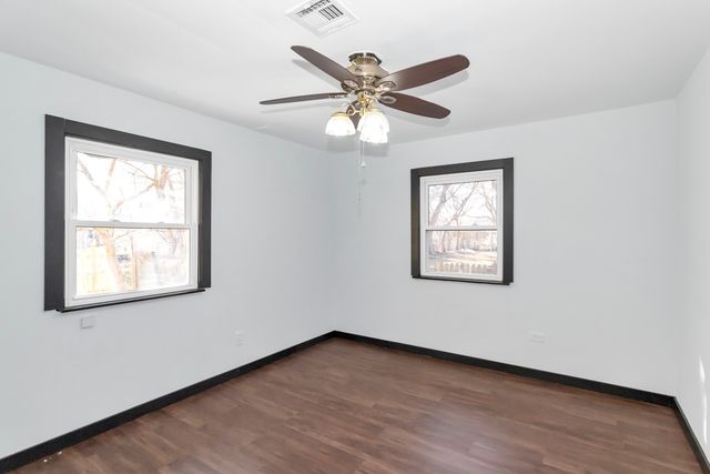 117 Arthur Avenue, South Elgin, IL 60177