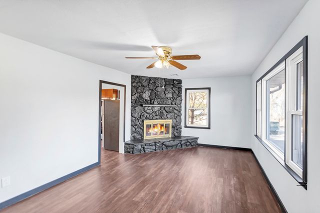 117 Arthur Avenue, South Elgin, IL 60177