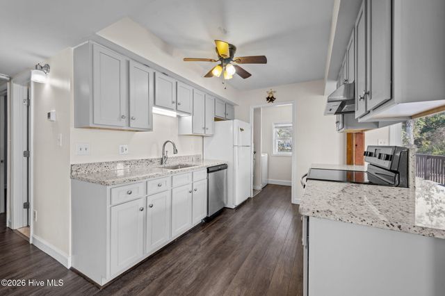 1208 Caracara Drive, New Bern, NC 28560