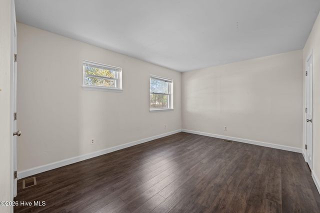 1208 Caracara Drive, New Bern, NC 28560