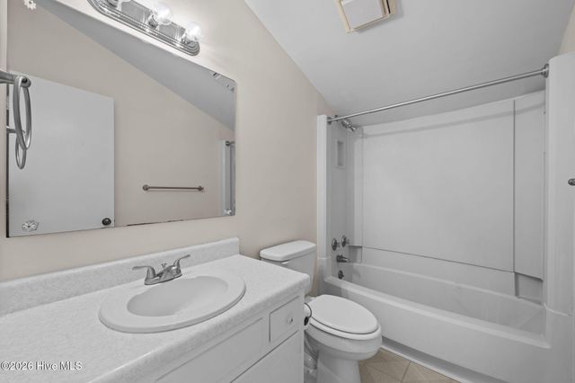 1208 Caracara Drive, New Bern, NC 28560