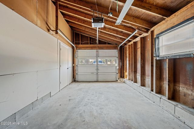 1208 Caracara Drive, New Bern, NC 28560