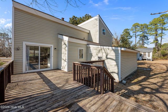 1208 Caracara Drive, New Bern, NC 28560