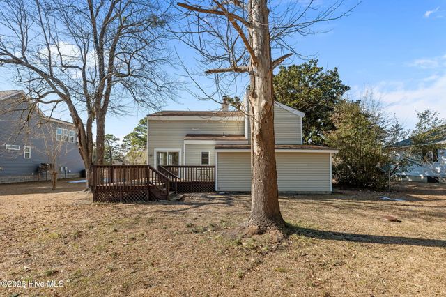 1208 Caracara Drive, New Bern, NC 28560
