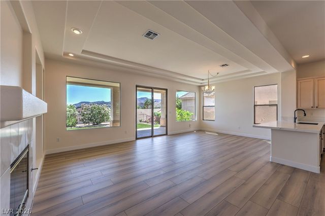 2000 High Mesa Drive, Henderson, NV 89012