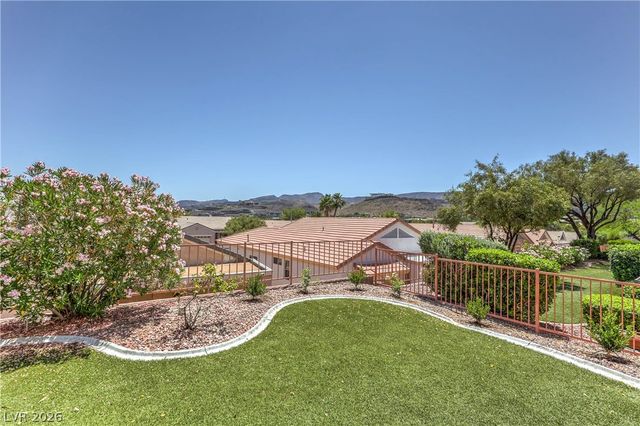 2000 High Mesa Drive, Henderson, NV 89012