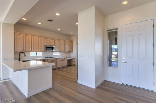 2000 High Mesa Drive, Henderson, NV 89012