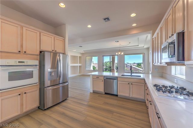2000 High Mesa Drive, Henderson, NV 89012