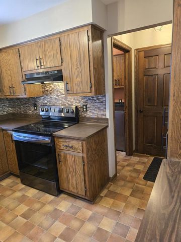 W367S9700 Charnwood LANE, Eagle, WI 53119