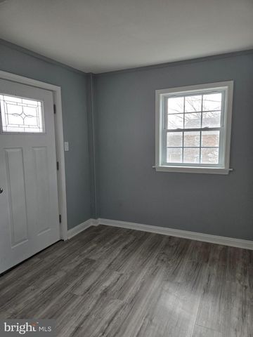 933 KEYSTONE ROAD, Chester, PA 19013