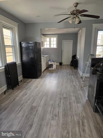 933 KEYSTONE ROAD, Chester, PA 19013