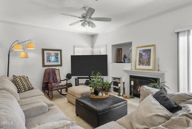 1522 Carnation Avenue, Ventura, CA 93004