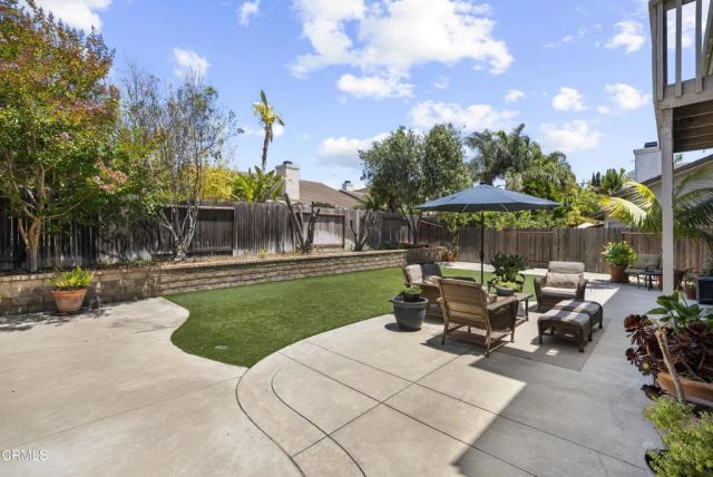 1522 Carnation Avenue, Ventura, CA 93004