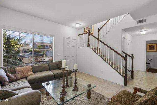 1522 Carnation Avenue, Ventura, CA 93004
