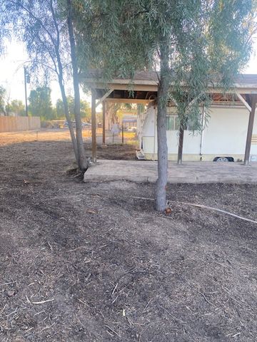 2048 E Hackamore Drive, Mohave Valley, AZ 86440